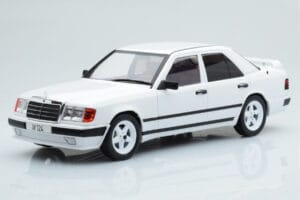 Mercedes E-Class W124 Tuning Бял MCG 1:18