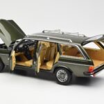Mercedes 230T W123 T-Model Зелен Металик Norev 1:18 - image 5 of 8