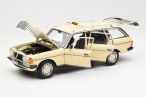 Mercedes 230T W123 T-Model Такси Norev 1:18 183731 Метал — снимка 2 от 8