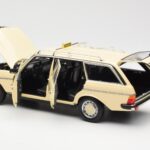 Mercedes 230T W123 T-Model Такси Norev 1:18 - image 5 of 8