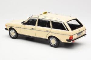 Mercedes 230T W123 T-Model Такси Norev 1:18 183731 Метал — снимка 7 от 8