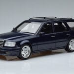 Mercedes E36 AMG S124 Синьо Otto 1:18 OT753 Смола