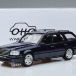 Mercedes E36 AMG S124 Синьо Otto 1:18 OT753 Смола - image 6 of 6