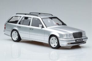 Mercedes E36 AMG S124 Сребрист Otto 1:18 OT889 Смола — снимка 4 от 6