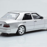 Mercedes E500 W124 Сребрист Otto 1:18 - image 2 of 6
