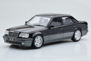 Mercedes E60 AMG W124 Черен Otto 1:18