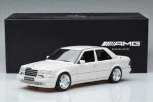 Mercedes E60 AMG W124 Бял Otto 1:18 B66040640 Смола — снимка 6 от 6