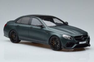 Mercedes E63 AMG Brabus 800 W213 Зелен GT Spirit 1:18 GT208 Смола — снимка 4 от 6