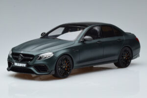Mercedes E63 AMG Brabus 800 W213 Зелен GT Spirit 1:18