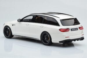 Mercedes AMG E63 S S213 T-Model Бял GT Spirit 1:18 GT795 Смола — снимка 5 от 6