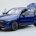 Mercedes EQC 400 Brilliant Син NZG 1:18 - image 2 of 8