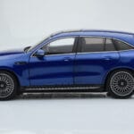 Mercedes EQC 400 Brilliant Син NZG 1:18 - image 4 of 8