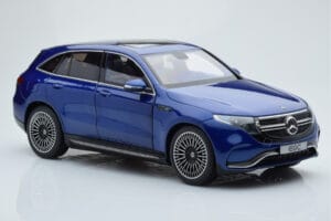Mercedes EQC 400 Brilliant Син NZG 1:18 B66963757 Метал — снимка 6 от 8