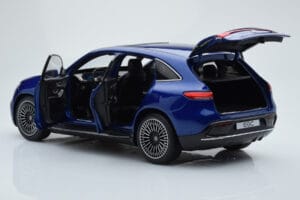 Mercedes EQC 400 Brilliant Син NZG 1:18 B66963757 Метал — снимка 7 от 8