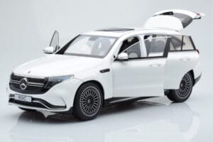 Mercedes EQC 400 Diamond Бял NZG 1:18 B66963756 Метал — снимка 2 от 8