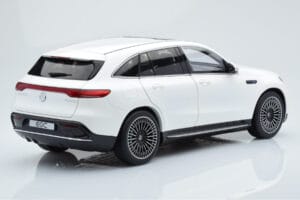 Mercedes EQC 400 Diamond Бял NZG 1:18 B66963756 Метал — снимка 3 от 8