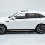 Mercedes EQC 400 Diamond Бял NZG 1:18 - image 4 of 8