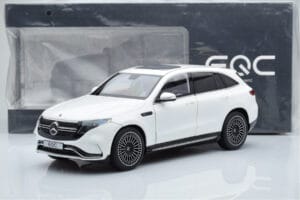 Mercedes EQC 400 Diamond Бял NZG 1:18 B66963756 Метал — снимка 8 от 8