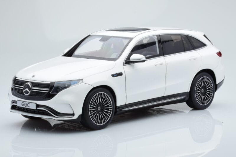 Mercedes EQC 400 Diamond Бял NZG 1:18