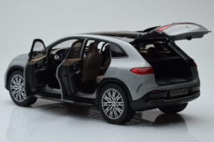Mercedes EQE SUV X294 AMG Line Alpine Сив NZG 1:18 B66960837 Метал — снимка 5 от 8
