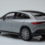 Mercedes EQE SUV X294 AMG Line Alpine Сив NZG 1:18 - image 7 of 8