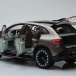 Mercedes EQE SUV X294 AMG Line Velvet Кафяв NZG 1:18 - image 5 of 8