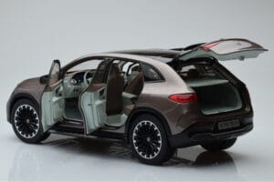 Mercedes EQE SUV X294 AMG Line Velvet Кафяв NZG 1:18 B66960836 Метал — снимка 5 от 8
