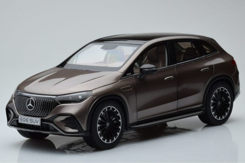 Mercedes EQE SUV X294 AMG Line Velvet Кафяв NZG 1:18