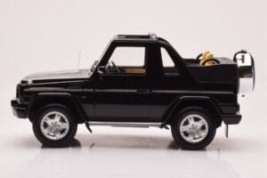 Mercedes G500 W463 Кабриолет Obsidian Черен Otto 1:18 OT1040 Смола — снимка 3 от 6