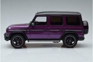 Mercedes G63 AMG W463 Crazy Color Galactic Beam Dealer Edition GT Spirit 1:18 B66961014 Смола — снимка 3 от 6
