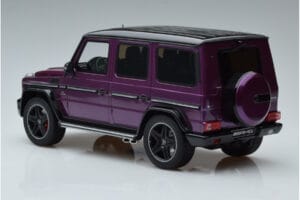 Mercedes G63 AMG W463 Crazy Color Galactic Beam Dealer Edition GT Spirit 1:18 B66961014 Смола — снимка 5 от 6