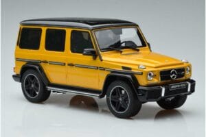 Mercedes AMG G63 W463 Crazy Color Solar Beam Дилърско Издание GT Spirit 1:18 B66961012 Смола — снимка 4 от 6