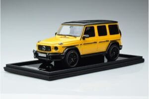 Mercedes AMG G63 W463 Жълт MotorHelix 1:18 MH018 Y Смола
