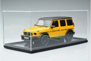 Mercedes AMG G63 W463 Жълт MotorHelix 1:18 MH018 Y Смола — снимка 6 от 7