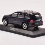 Mercedes GL X164 Tanzanite Син Minichamps 1:43 - image 3 of 4