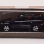 Mercedes GL X164 Tanzanite Син Minichamps 1:43 - image 4 of 4