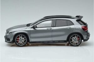 Mercedes AMG GLA 45 X156 Дилърско Издание GT Spirit 1:18 B66960467 Смола — снимка 3 от 6