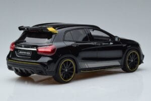 Mercedes AMG GLA45 X156 Жълт Night Edition GT Spirit 1:18 B66960469 Смола — снимка 2 от 6