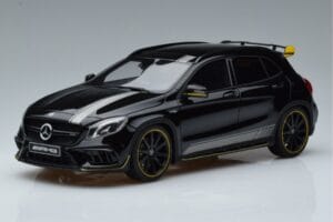 Mercedes AMG GLA45 X156 Жълт Night Edition GT Spirit 1:18 B66960469 Смола