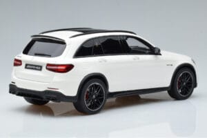 Mercedes GLC 63 AMG X253 Бял GT Spirit 1:18 B66965713 Смола — снимка 2 от 6