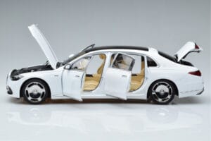 Mercedes Maybach S600 W222 V12 Biturbo Diamond Бял Almost Real 1:18 820116 Метал — снимка 5 от 11