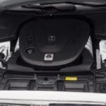 Mercedes Maybach S600 W222 V12 Biturbo Diamond Бял Almost Real 1:18 - image 10 of 11