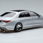 Mercedes Maybach S600 W222 V12 Biturbo Hightech Сребрист Almost Real 1:18 - image 3 of 12