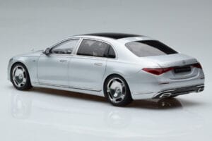 Mercedes Maybach S600 W222 V12 Biturbo Hightech Сребрист Almost Real 1:18 820118 Метал — снимка 7 от 12