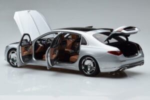Mercedes Maybach S600 W222 V12 Biturbo Hightech Сребрист Almost Real 1:18 820118 Метал — снимка 8 от 12