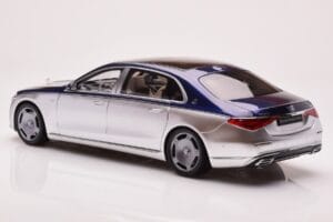 Mercedes Maybach S680 W223 Nautical Син Cirrus Сребрист Almost Real 1:18 820125 Метал — снимка 7 от 8
