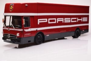 Mercedes O317 Porsche Transporter Червен CMR 1:18