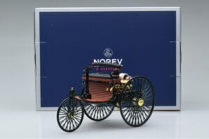 Mercedes Patent Motorwagen Зелено Norev 1:18 183701 Метал — снимка 6 от 6