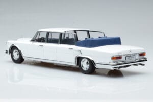 Mercedes 600 Pullman W100 Landaulet Бял KK-Scale 1:18 KKDC181184 Метал — снимка 5 от 6