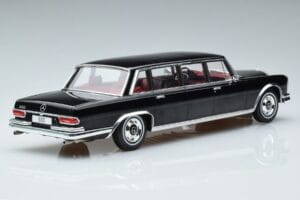 Mercedes 600 LWB Pullman W100 Черен MCG 1:18 MCG18187 Метал — снимка 2 от 6